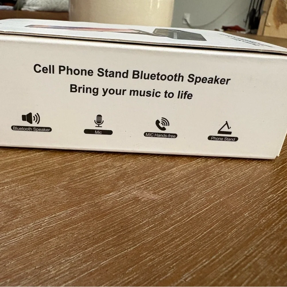 White Phone Stand with Bluetooth Speaker